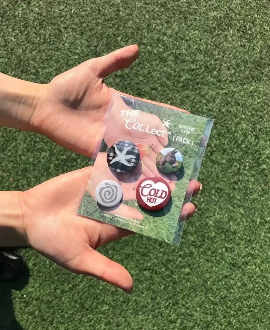 더콜디스트모먼트 사은품 pin button set 핀 버튼 세트 상품이미지1