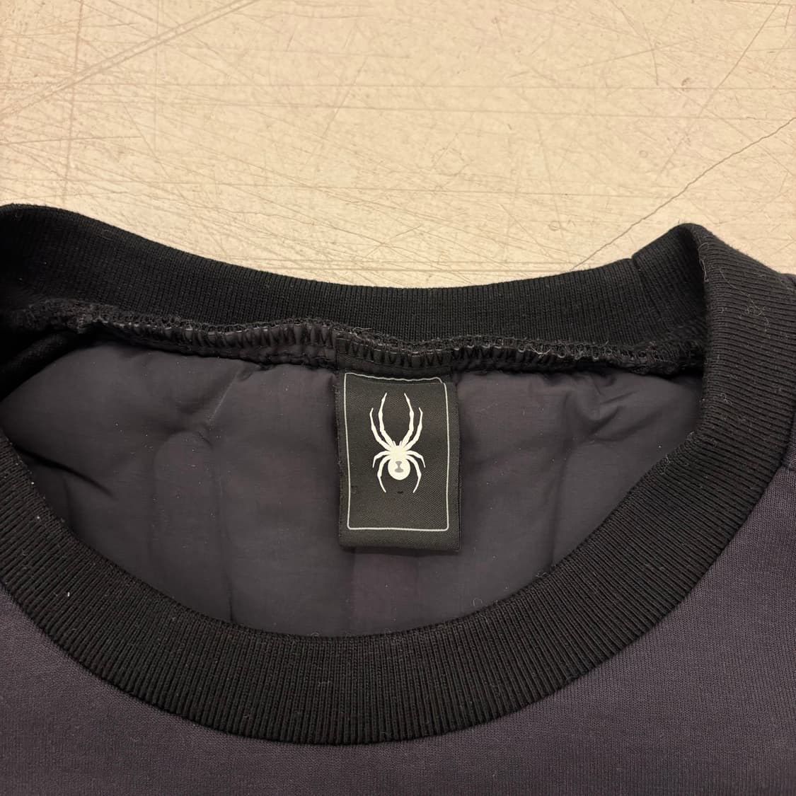 스파이더 센터로고 에어로로프트 맨투맨 상품이미지4