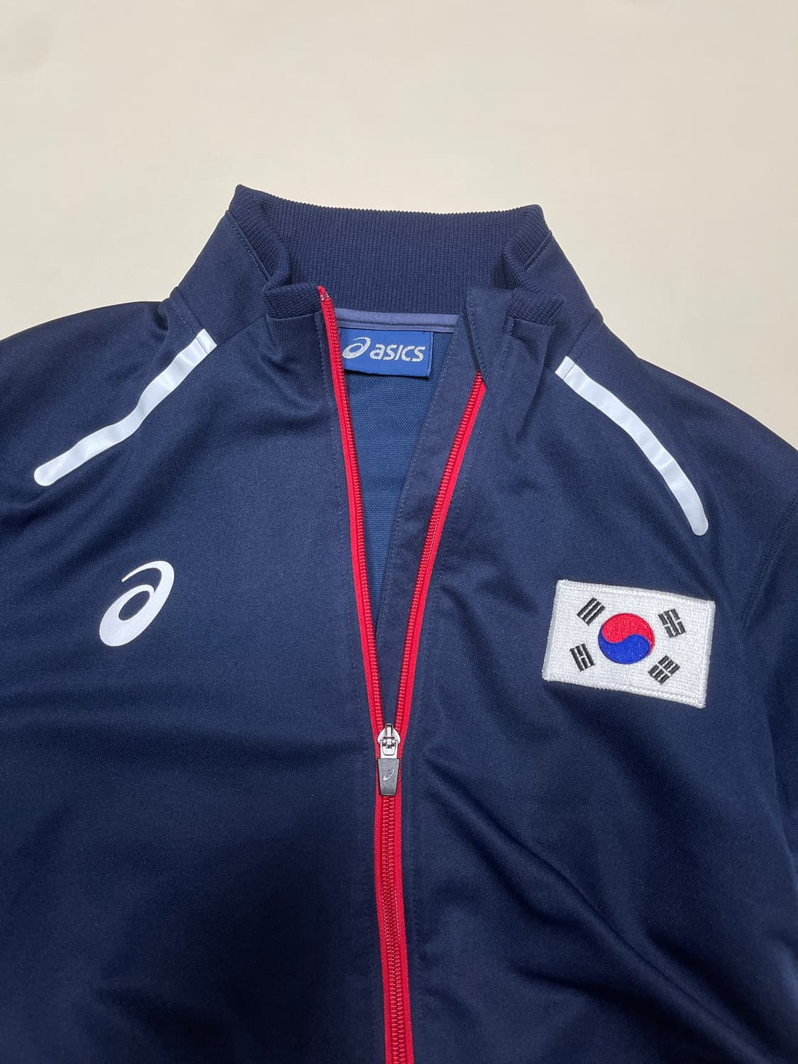 아식스 대한민국 국가대표 배구팀 선수지급용 트레이닝 집업 자켓 상품이미지3