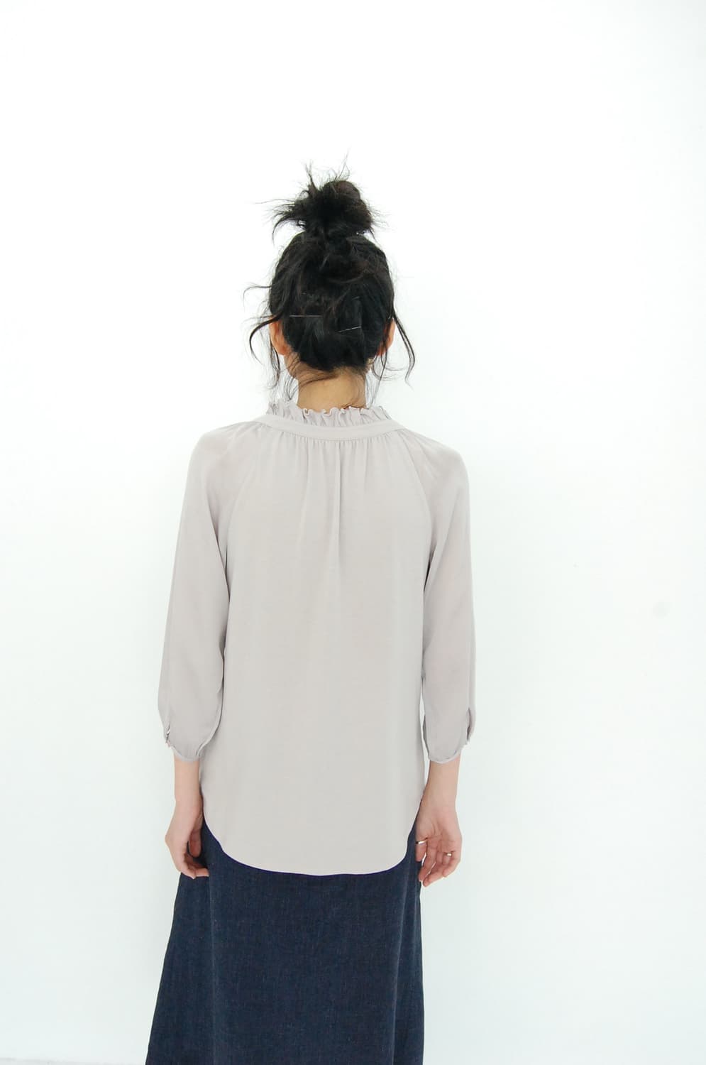 Grey frill blouse 상품이미지4