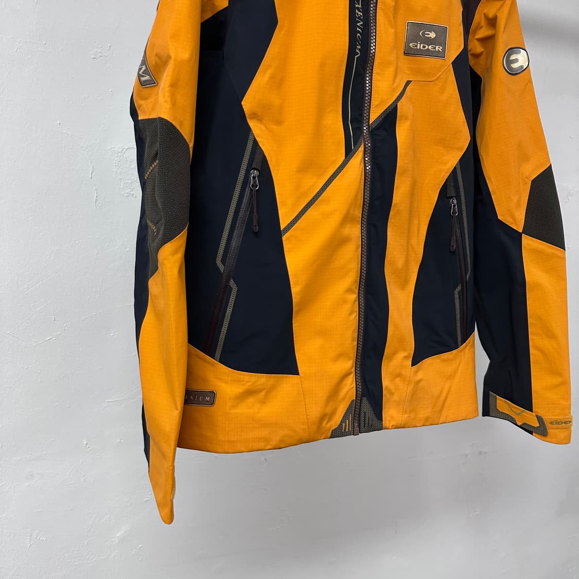 아이더 히야신스 고어텍스 자켓 90사이즈 J33 상품이미지3