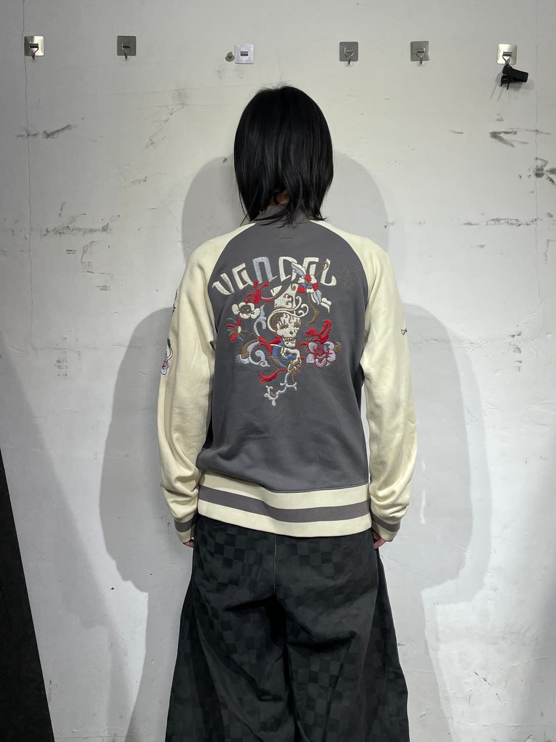 디젤 벤덜스 아카이브 오리엔탈 면 집업 해골 자수 스카쟌 M 상품이미지1