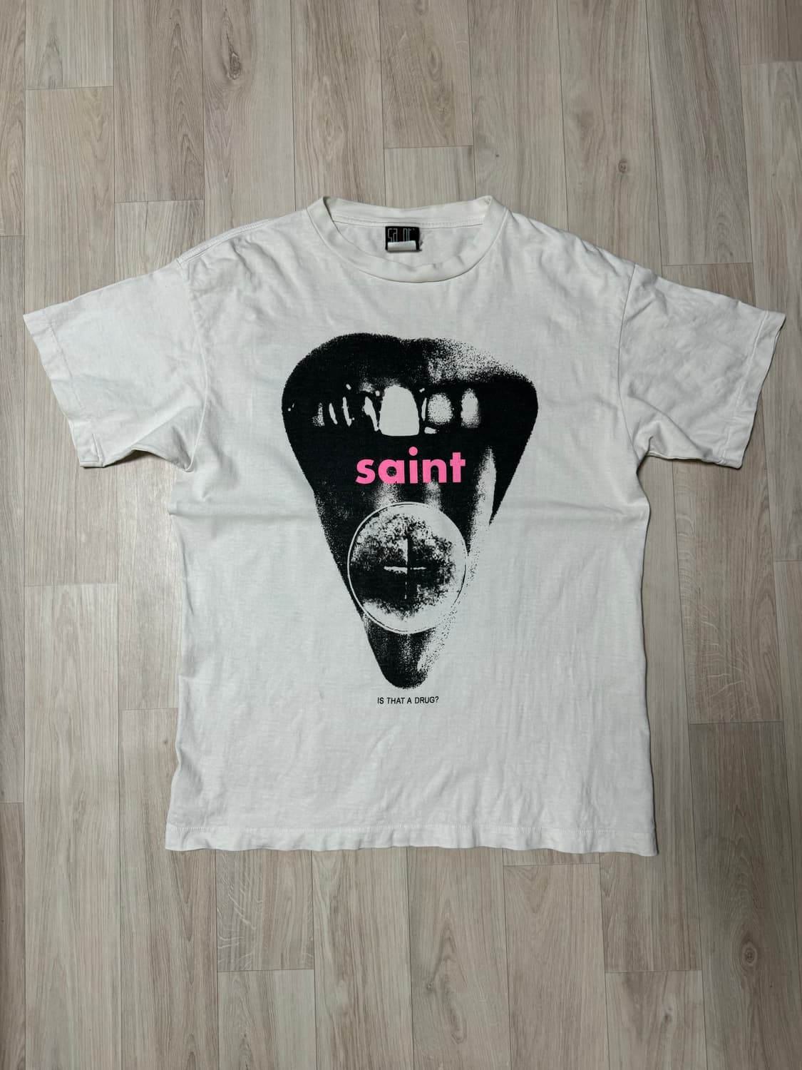 세인트미카엘 Drug is Sacrament 티셔츠 상품이미지2