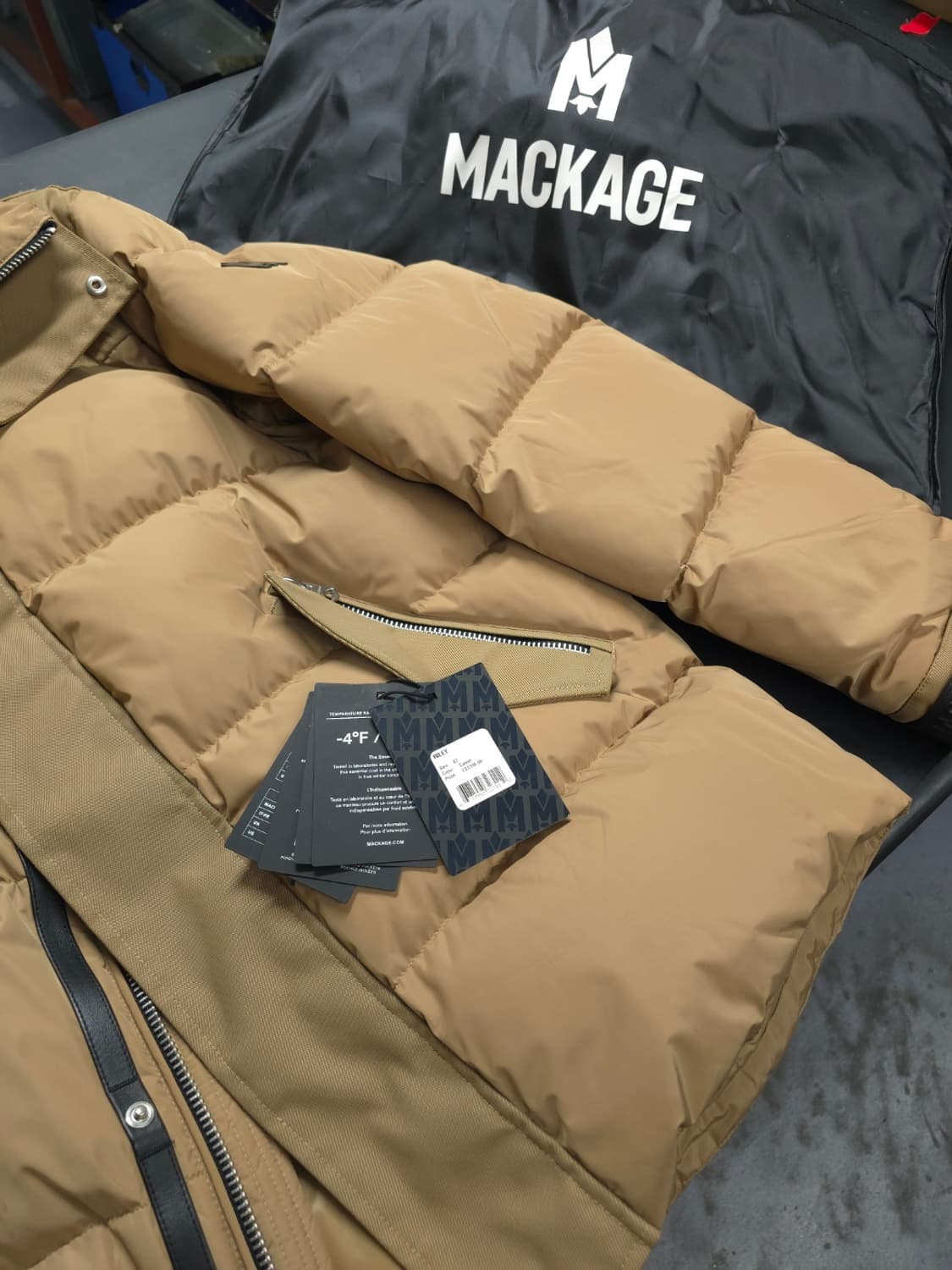 Mackage(맥케이지) 라일리 패딩 42사이즈 상품이미지10