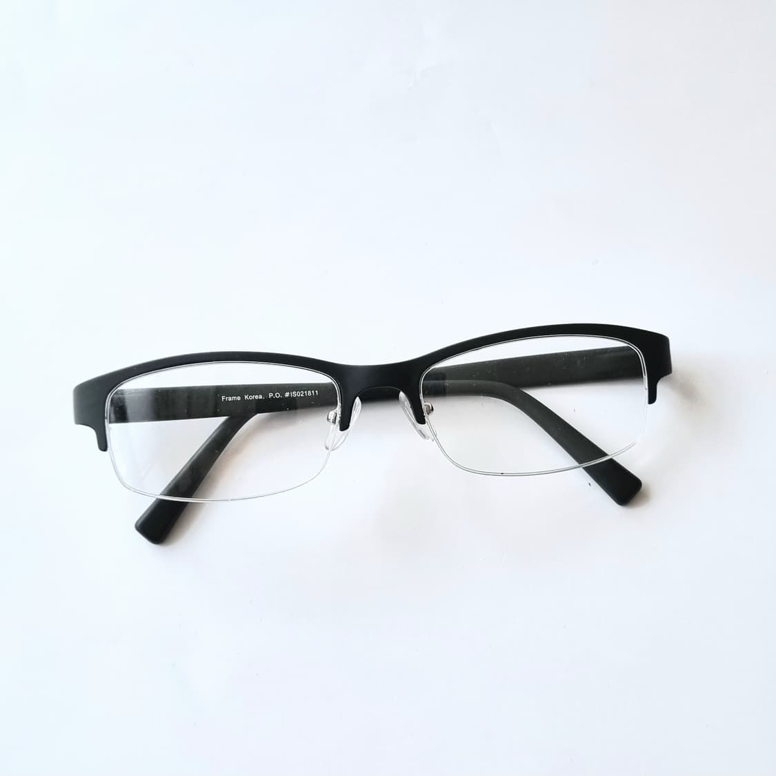 데드스탁 코받침있는뿔테 반테 안경테 651 상품이미지1