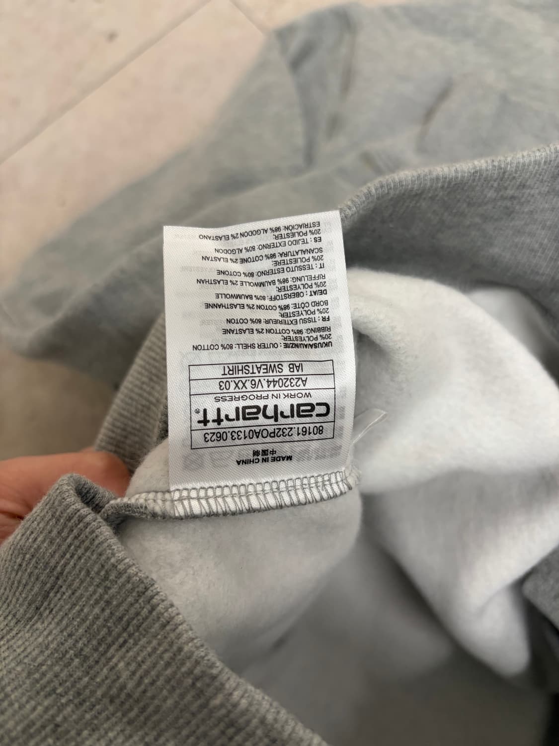 칼하트 아이앱 콜라보 맨투맨 그레이 S 상품이미지4