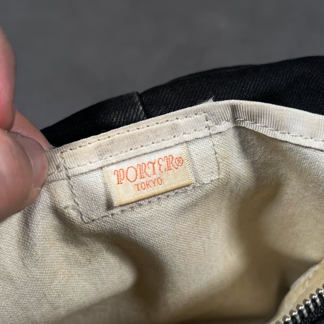 PORTER 포터 블랙 컨버스 크로스백 상품이미지7