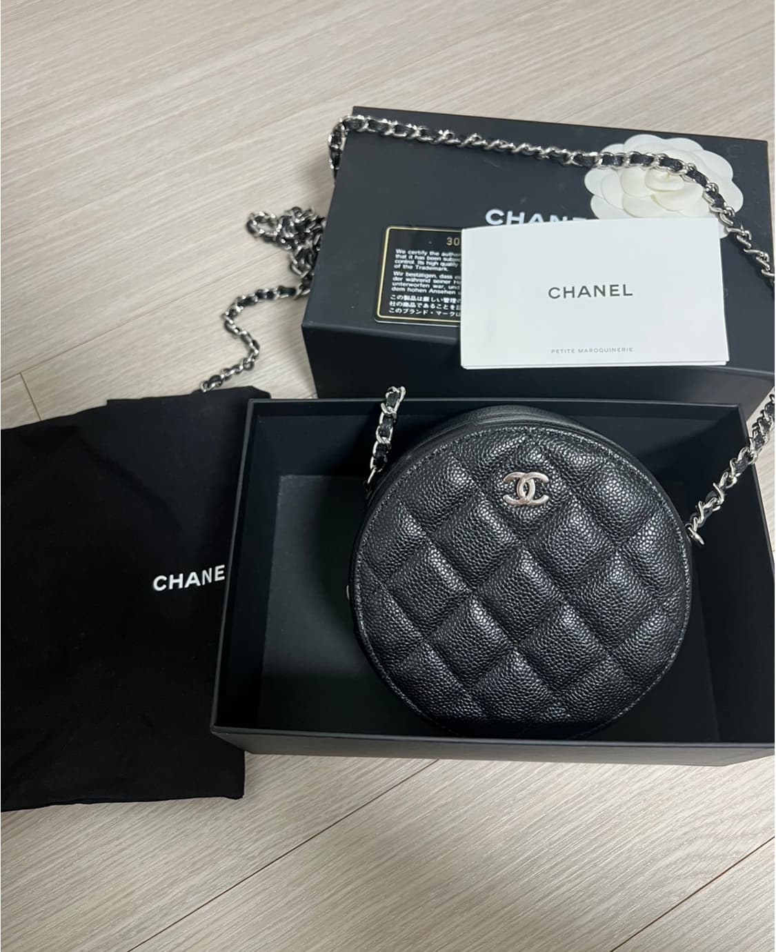 샤넬 탬버린백 블랙 은장 30번대 상품이미지3