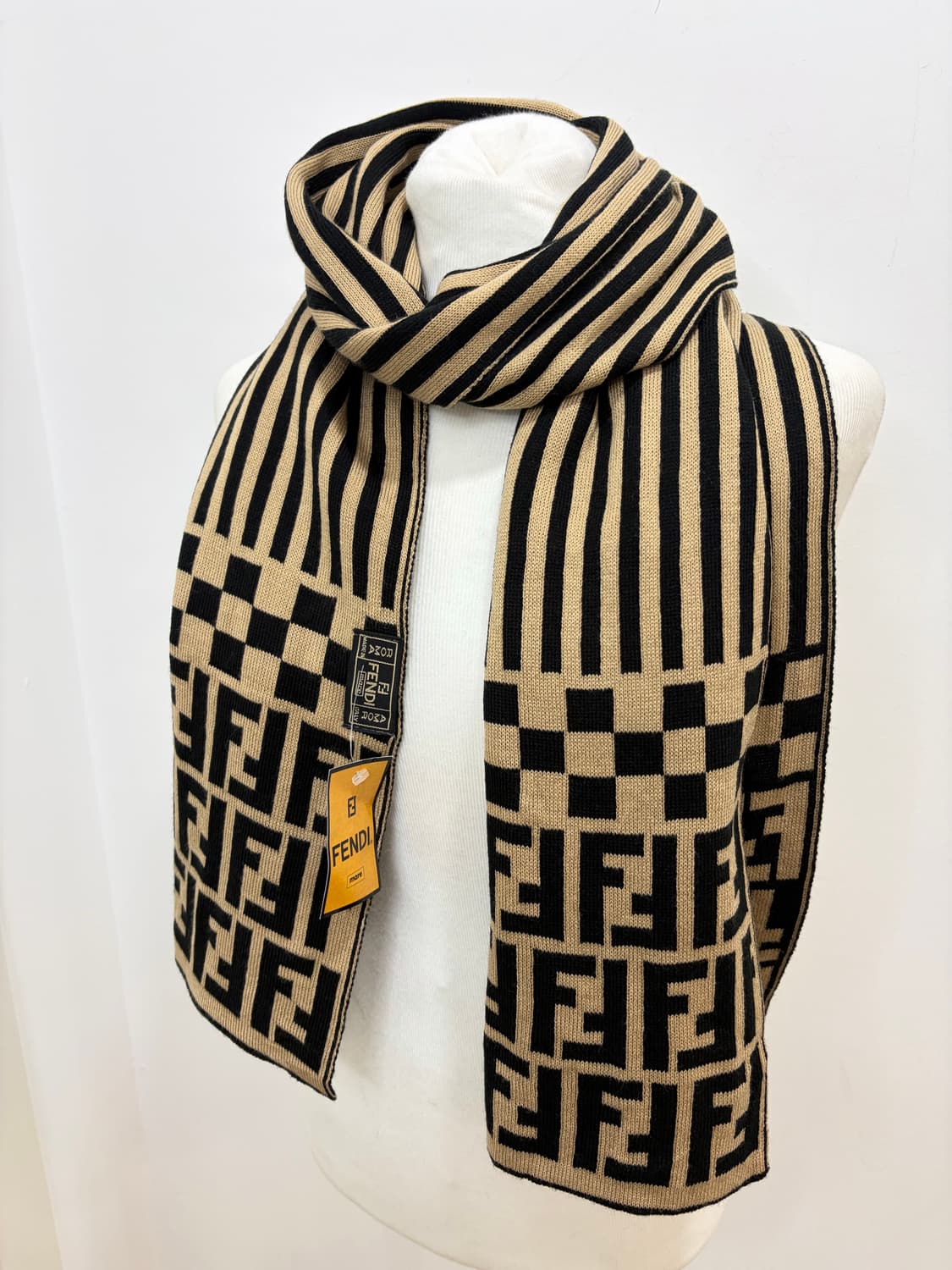 펜디 브라운 주카 머플러 상품이미지1