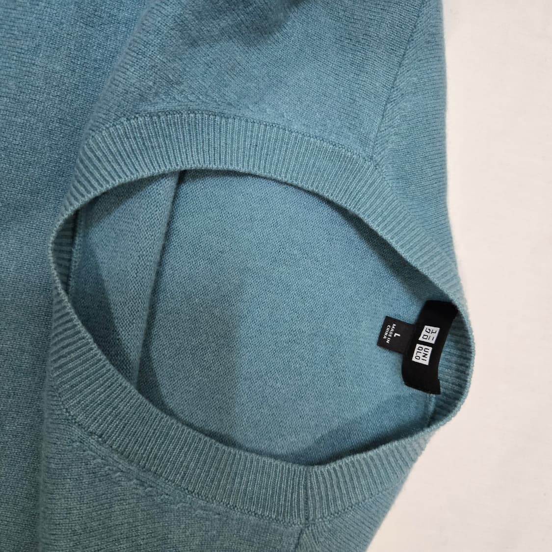 유니클로 캐시미어 크루넥 스웨터  상품이미지4