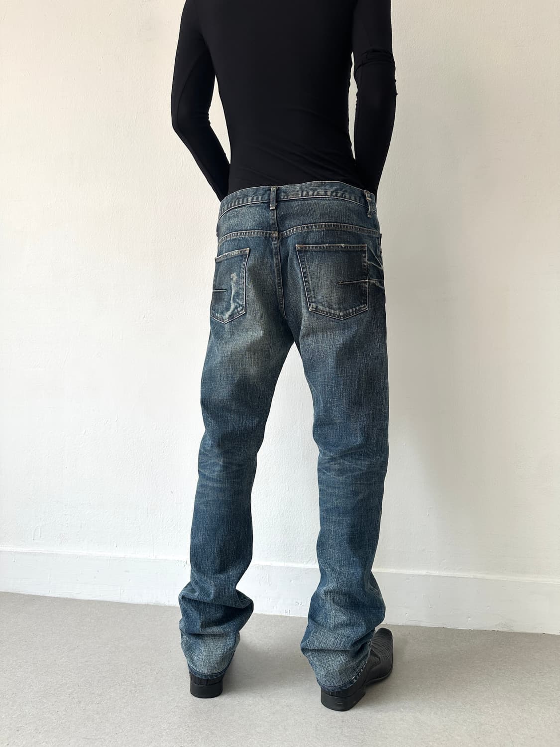 디올 옴므 10AW Fuel to Fire 더티 워싱진 상품이미지3