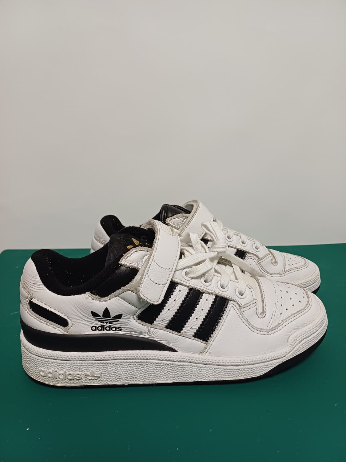 아디다스 오리지널스 포럼 로우 [235] 상품이미지3