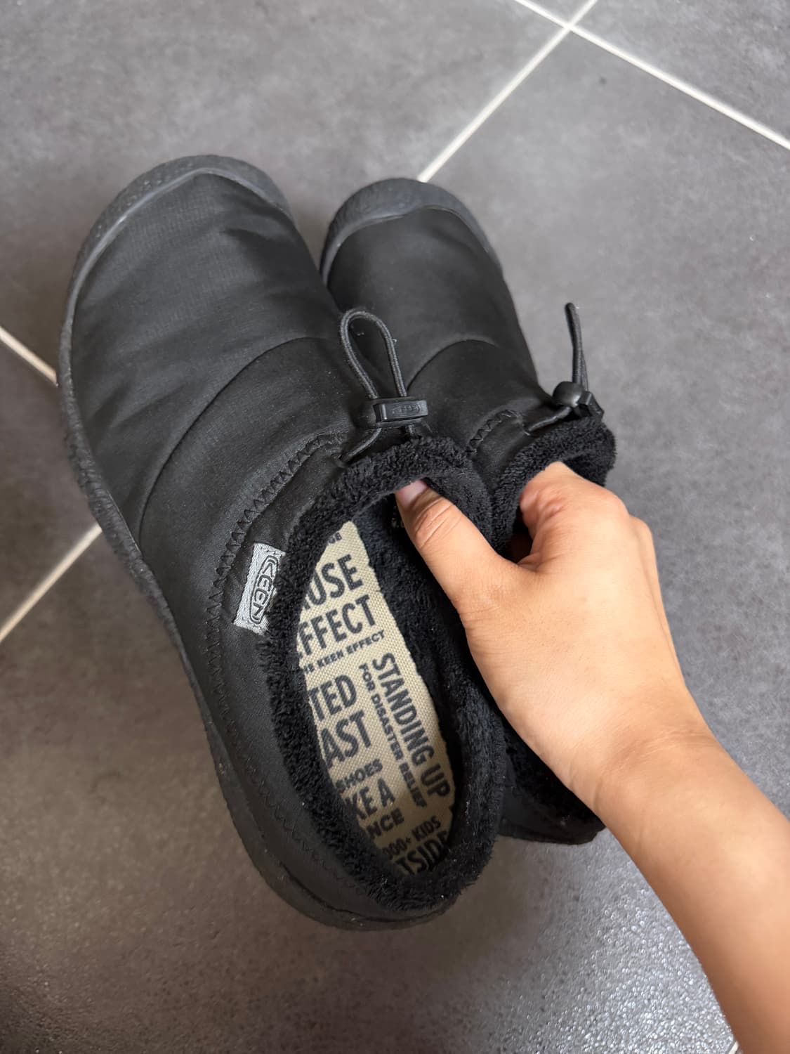 킨 keen 하우저3 슬라이드 Black Nylon 250사이즈 상품이미지1