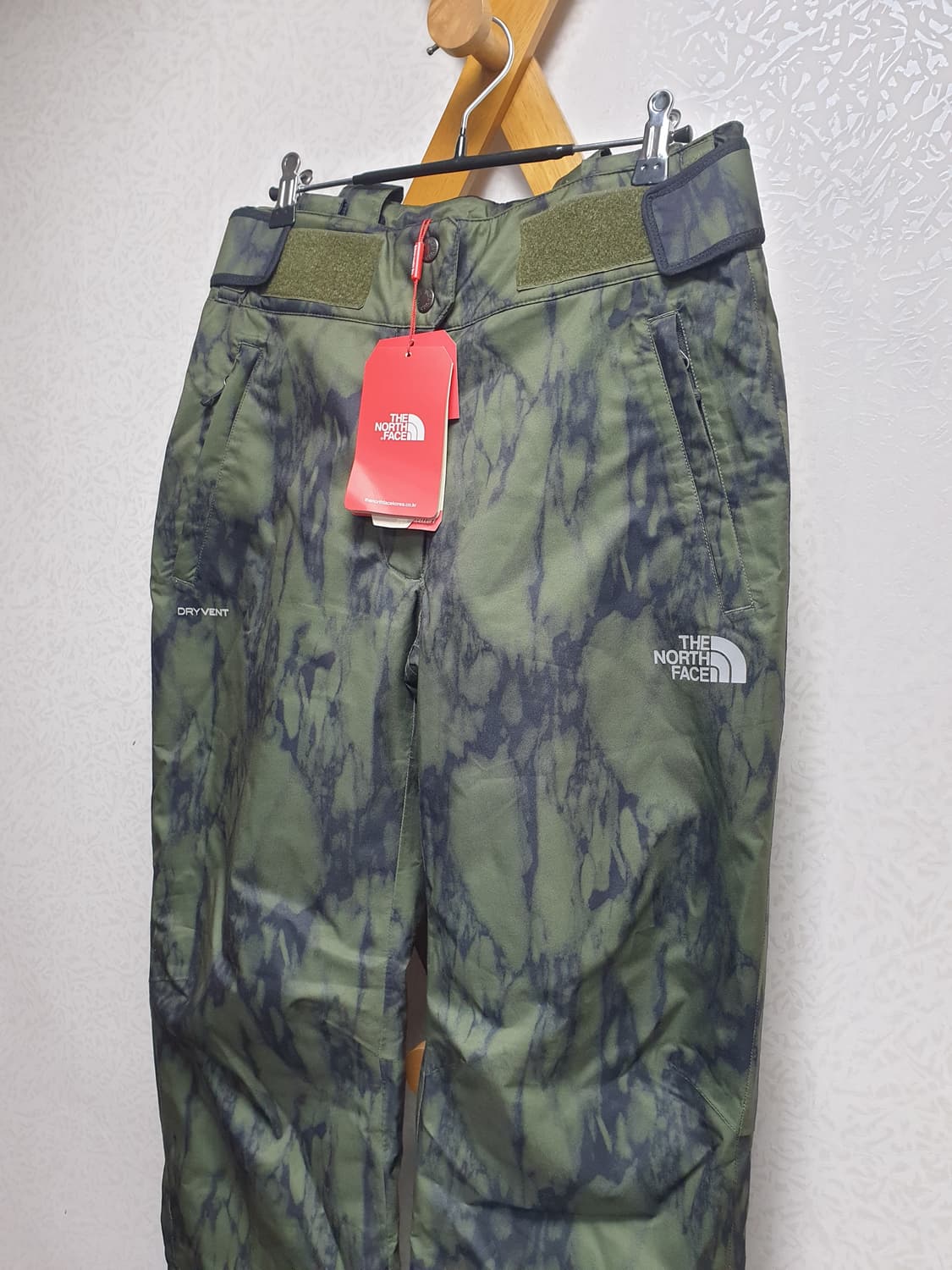 [새상품/여30] 노스페이스 카모 그래피티 스키복바지 상품이미지2