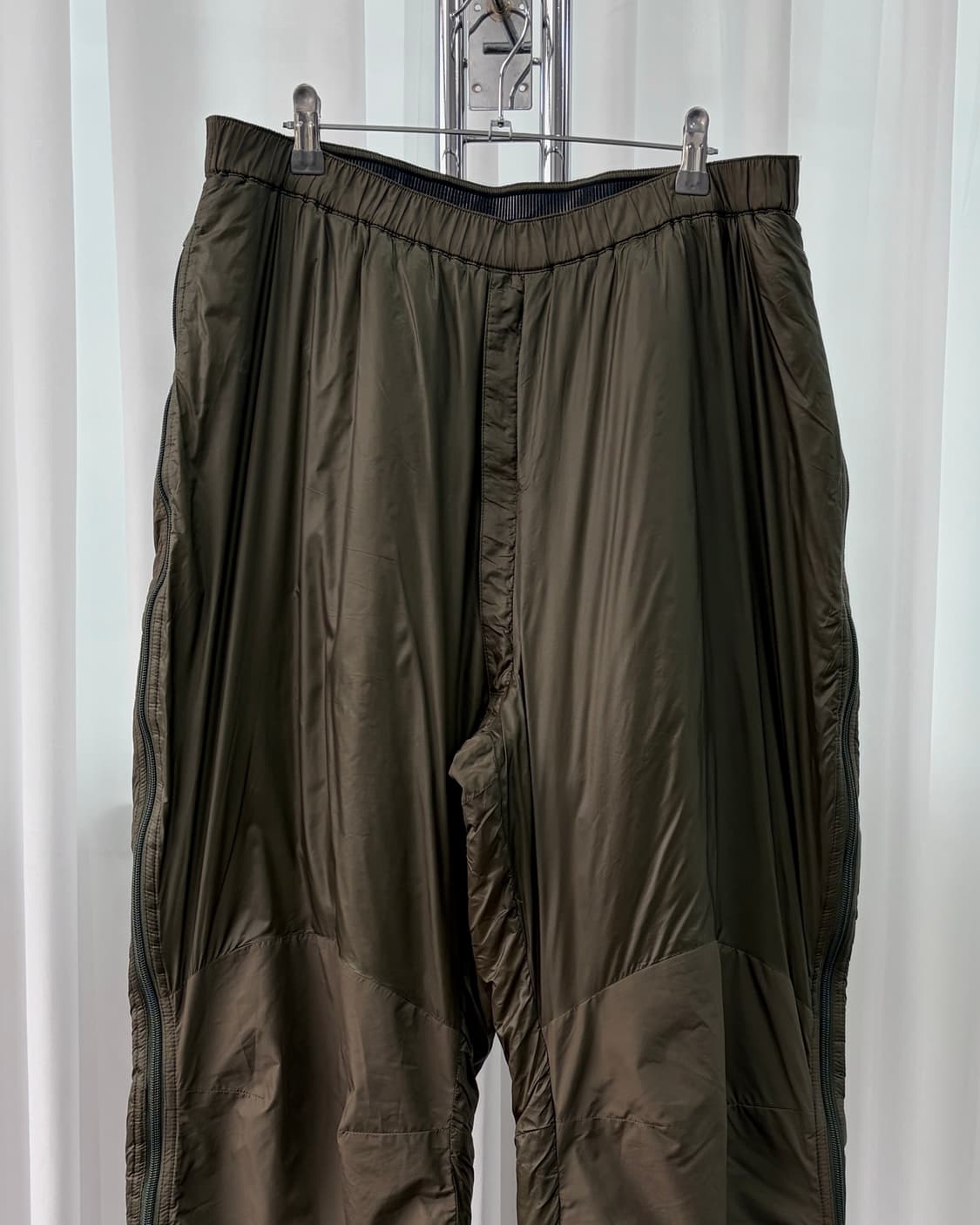 [XL]파타고니아 MARS LV7 micro puff 팬츠 알파 그린 상품이미지4