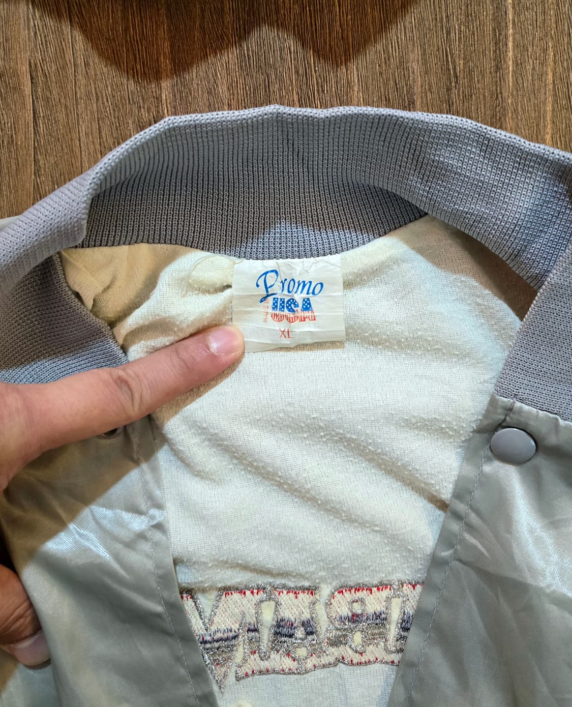 Promo Satin Varsity Jacket (새틴 바시티) 상품이미지3