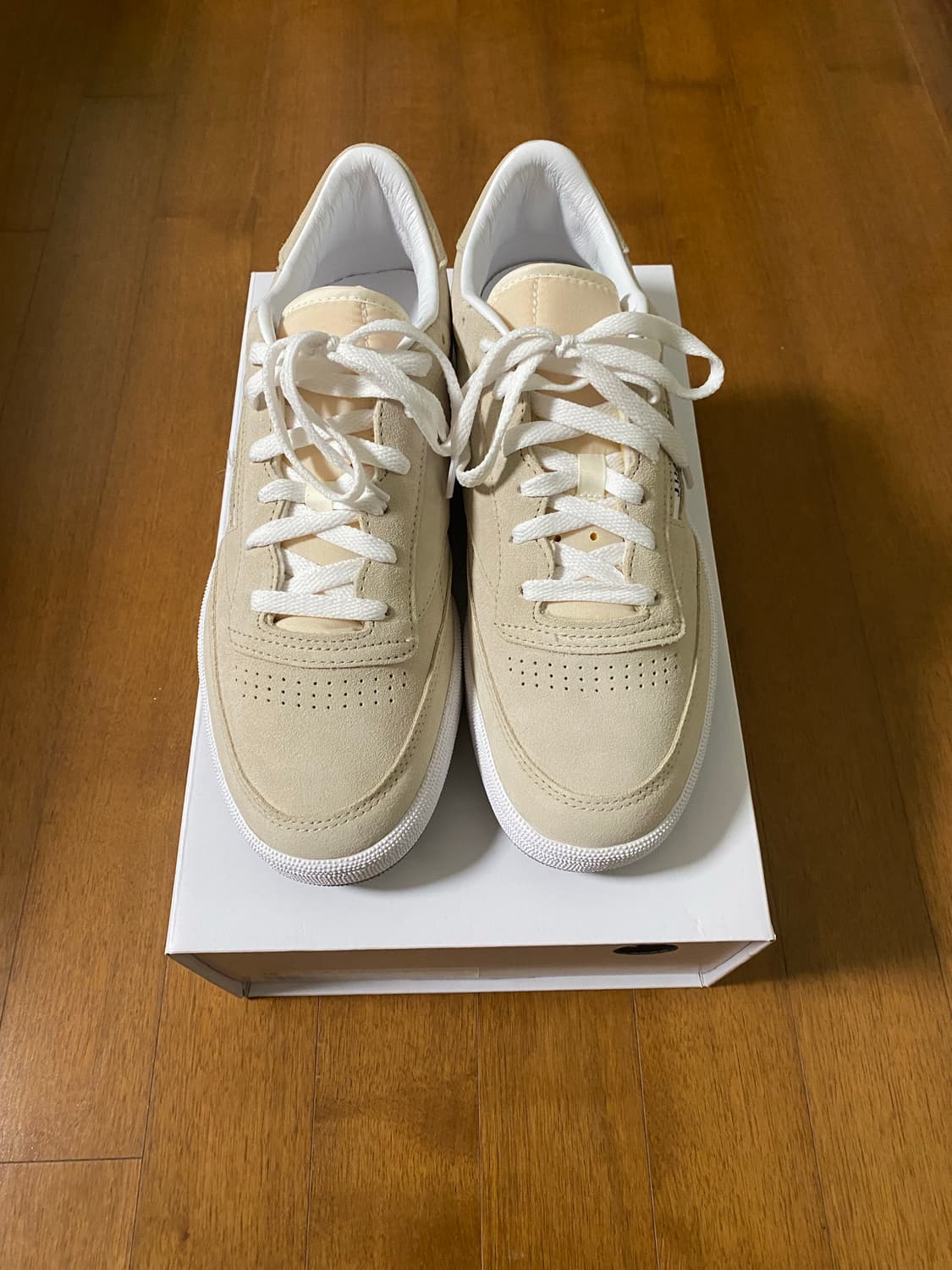 [280] 리복xJJJ자운드 클럽씨 85 스웨이드 코르크 화이트 상품이미지1