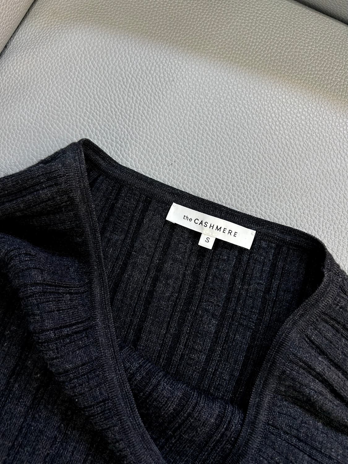 더 캐시미어 23SS 니트(85) 상품이미지5