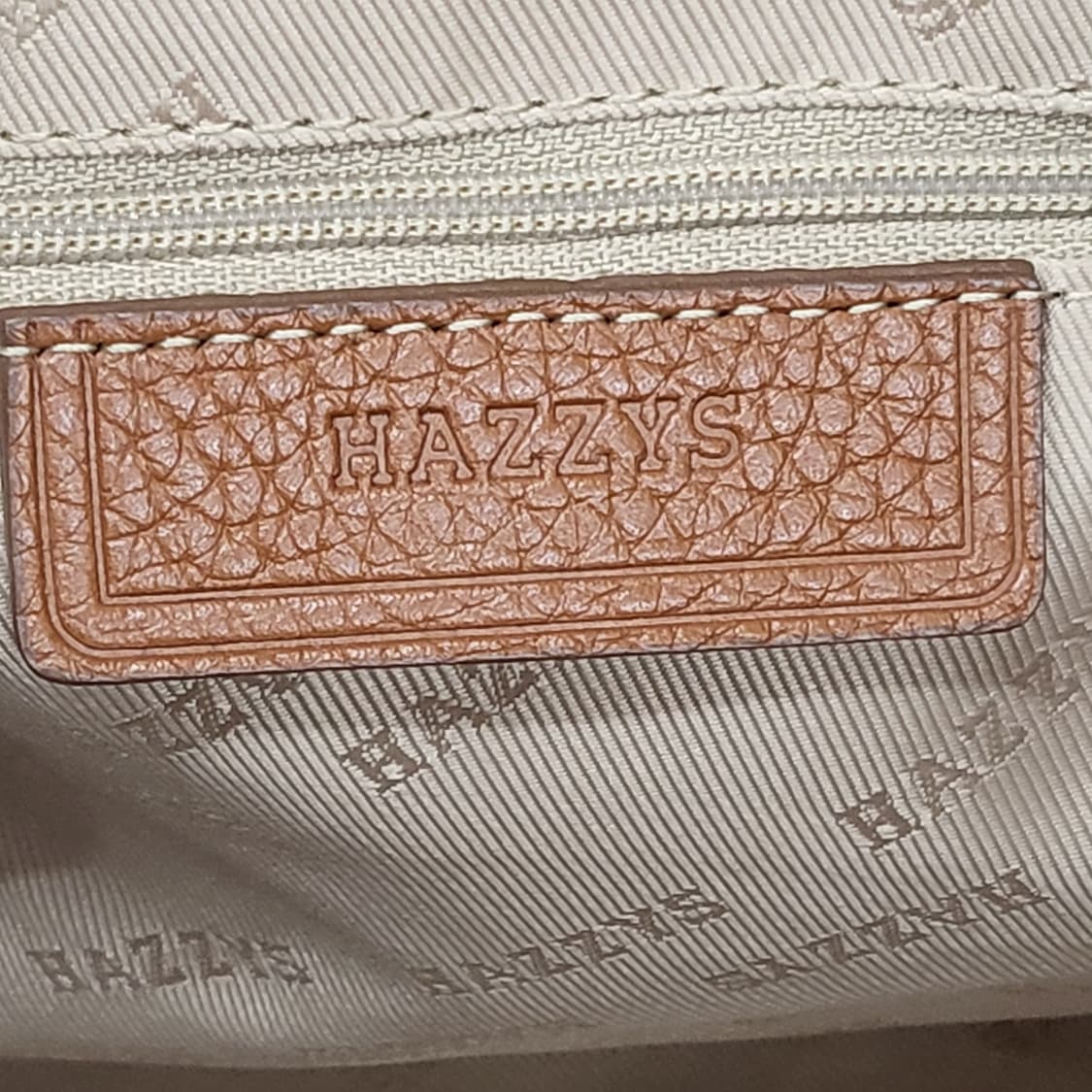 상태좋은 고급스러운 브라운 컬러의 헤지스 천연가죽 토트백 상품이미지9