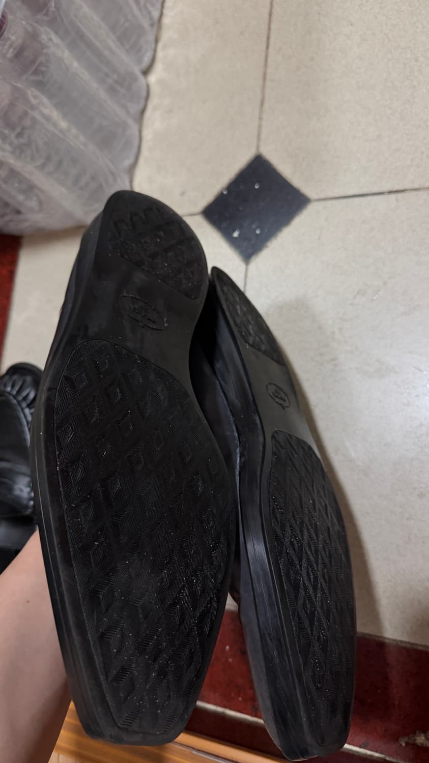 프라다 홀컷 더비 280 상품이미지4