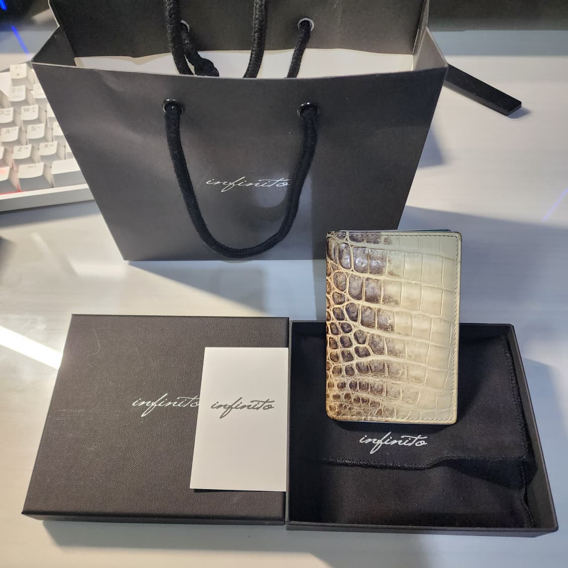 인치노토 악어 지갑(외피 악어가죽/내피 소가죽) 상품이미지1