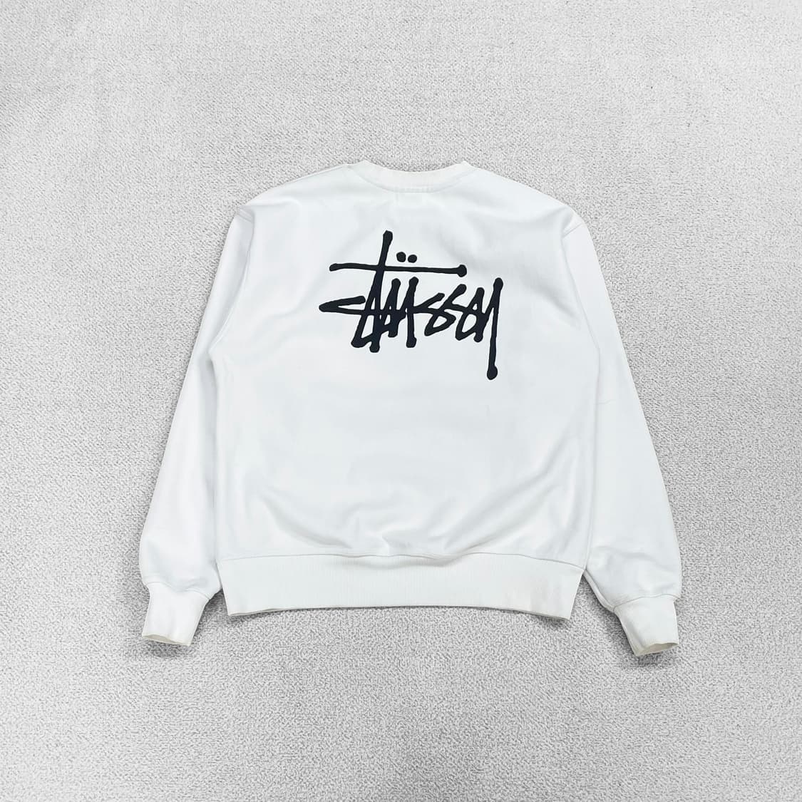 스투시 Stussy 베이직 로고 크루넥 맨투맨 화이트 상품이미지1