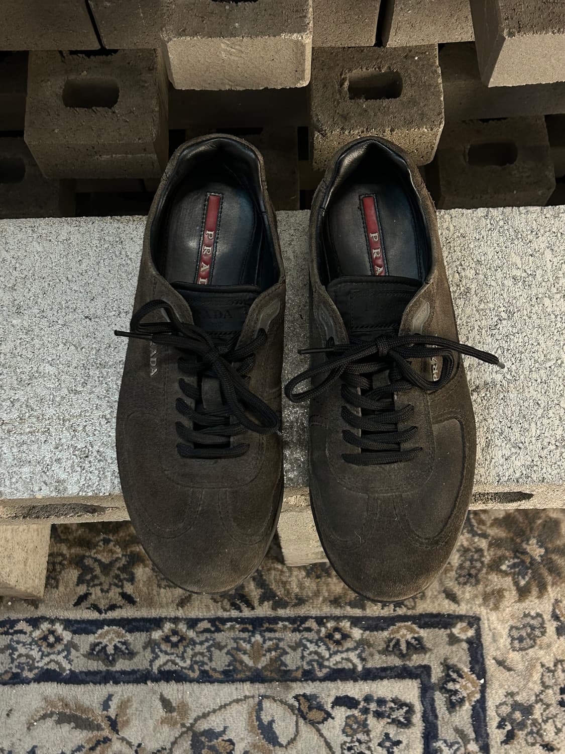 프라다 스포츠 브라운 스웨이드 스니커즈 상품이미지2