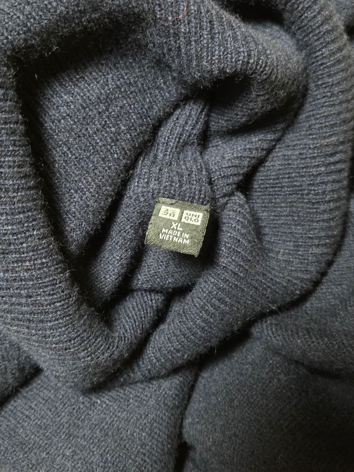 유니클로 캐시미어 100% 터틀넥 니트 네이비 XL 상품이미지5