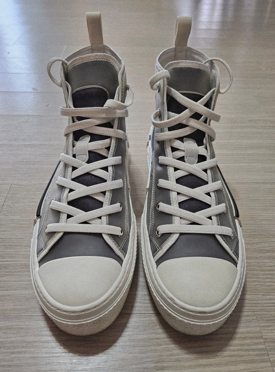 디올 B23 하이탑 스니커즈 그레이 상품이미지5