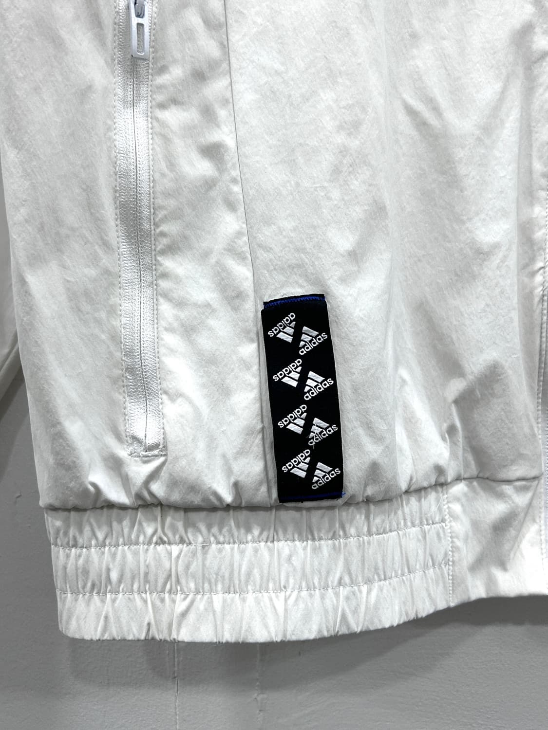 아디다스 빅 로고 바람막이 우븐 집업 자켓 오버핏 아이보리 상품이미지3