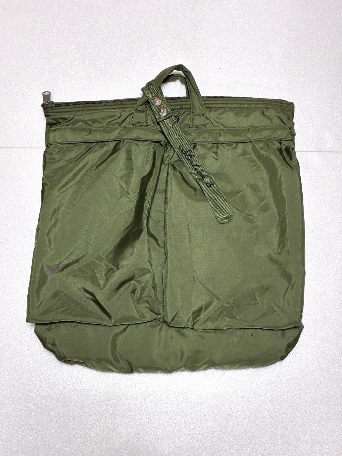 미군 조종사 지급 헬멧백 상품이미지1