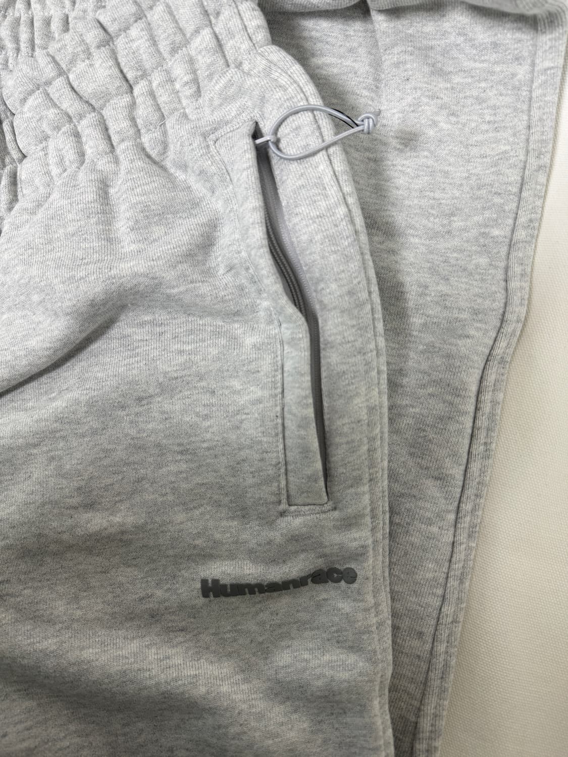 아디다스 퍼렐윌리엄스 휴먼레이스 스웻팬츠 L 상품이미지7