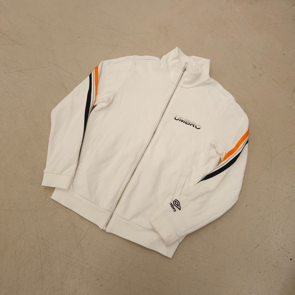 엄브로 사이드라인 트랙탑 져지 상품이미지1