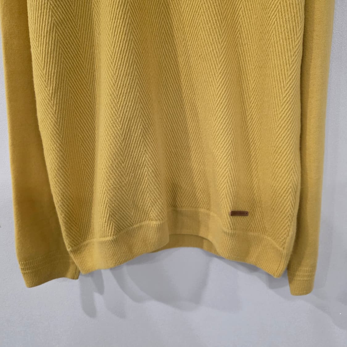 헨리코튼 캐시미어 혼방 헤링본 니트100 상품이미지2