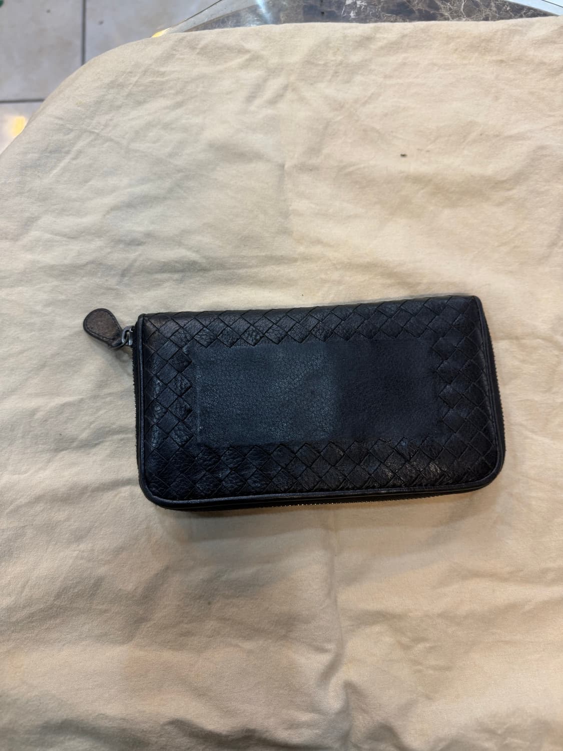 정품 보테카베네타 인트레치아토 지퍼 어라운드 장지갑 팝니다 상품이미지1