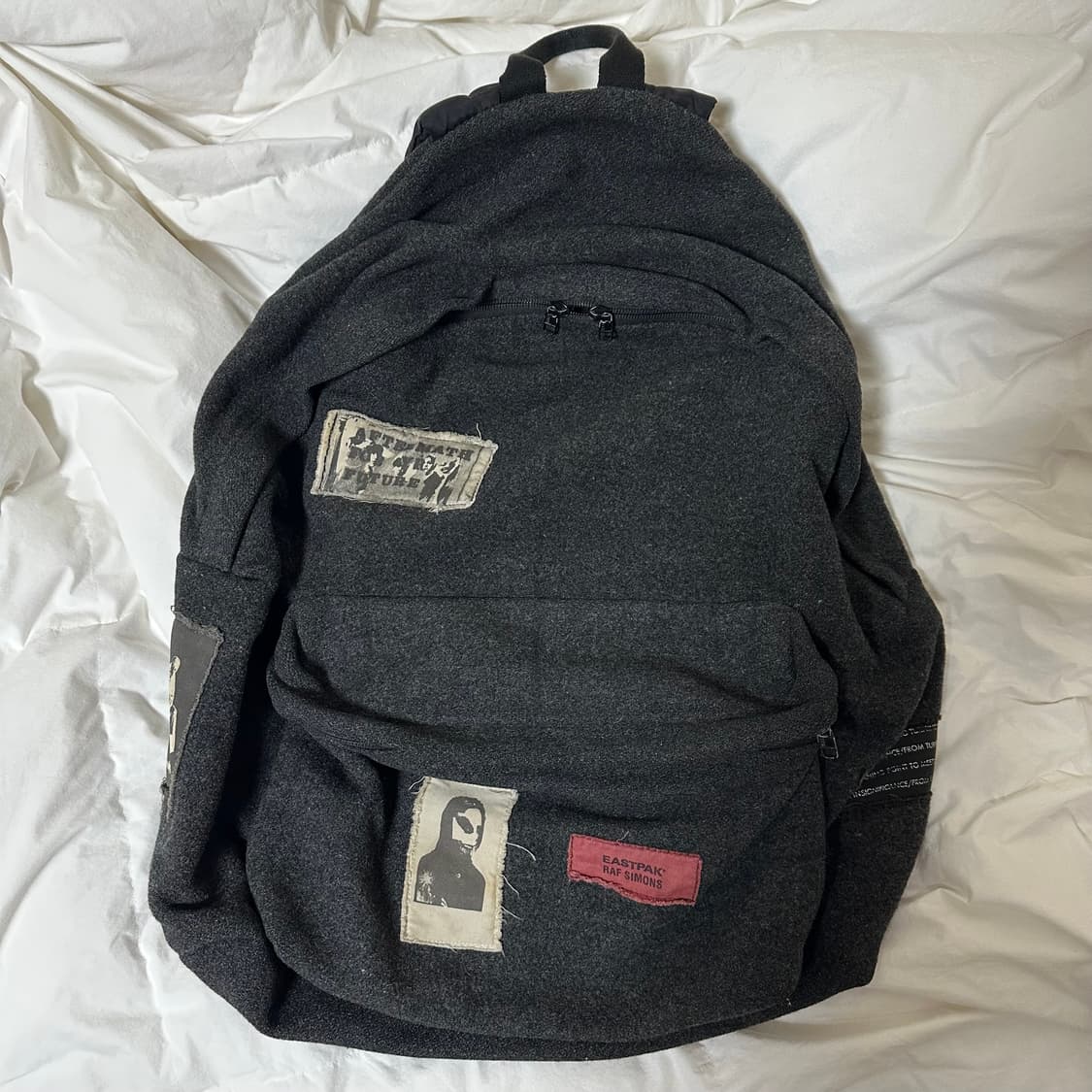 라프시몬스 08 이스트팩 백팩 상품이미지2