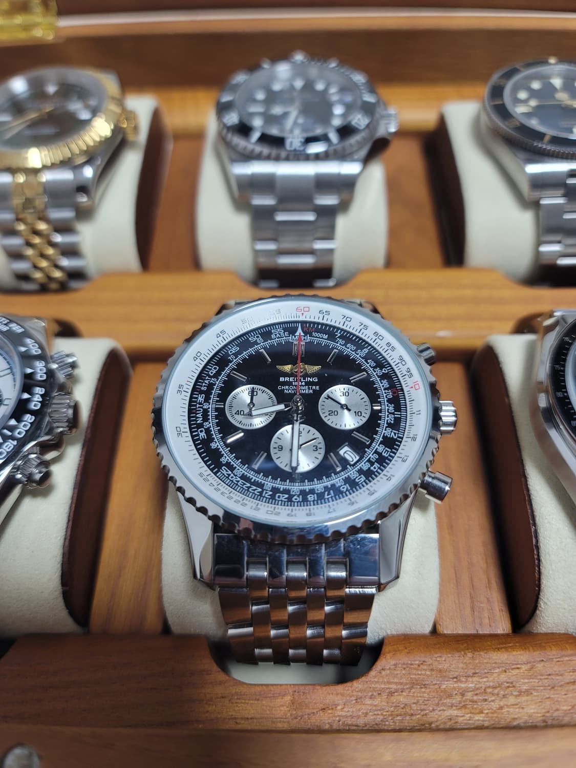 브라이틀링 45mm 쿼츠 상품이미지1