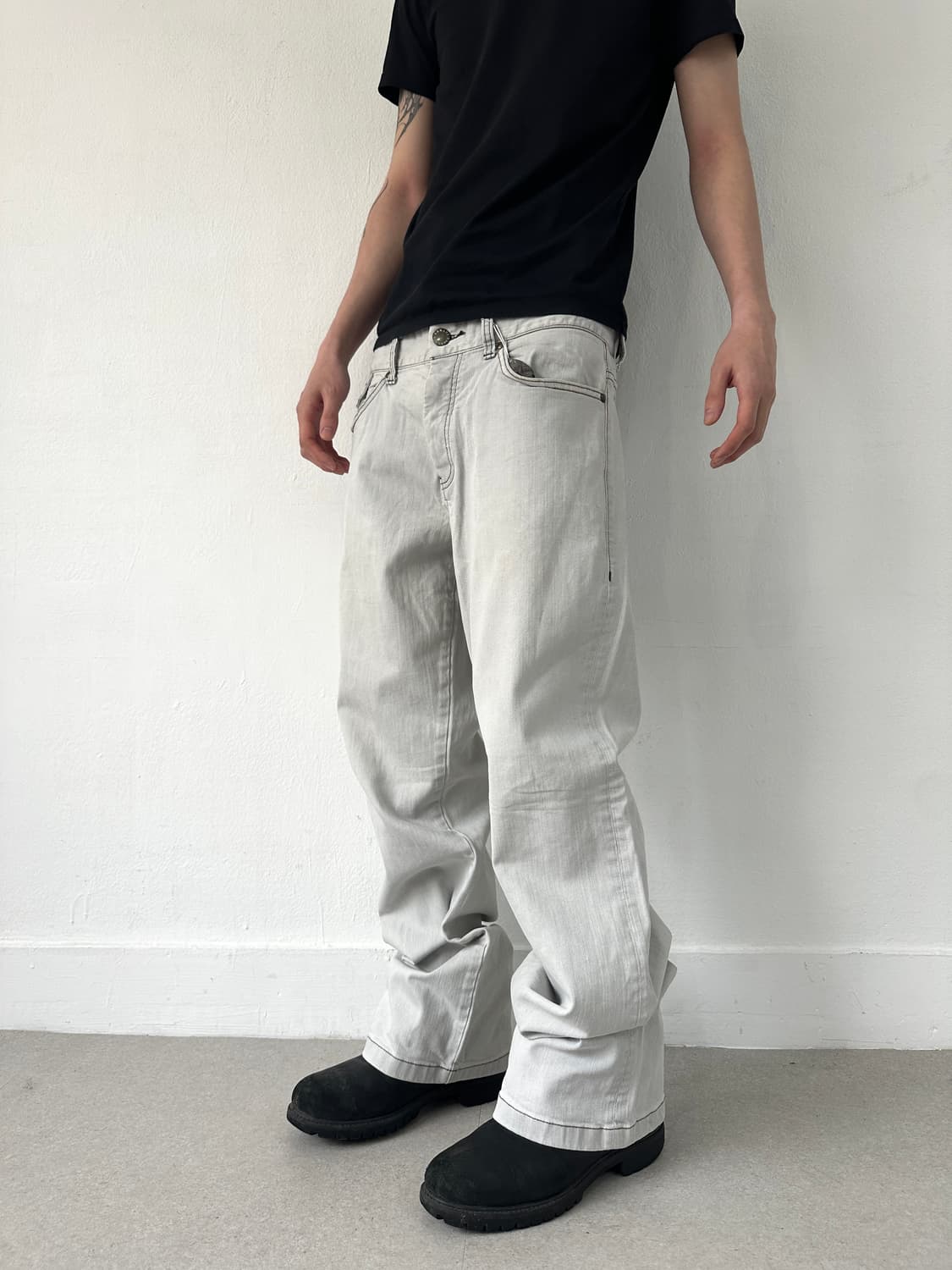 알마니 2000s 그레이 와이드진 상품이미지2