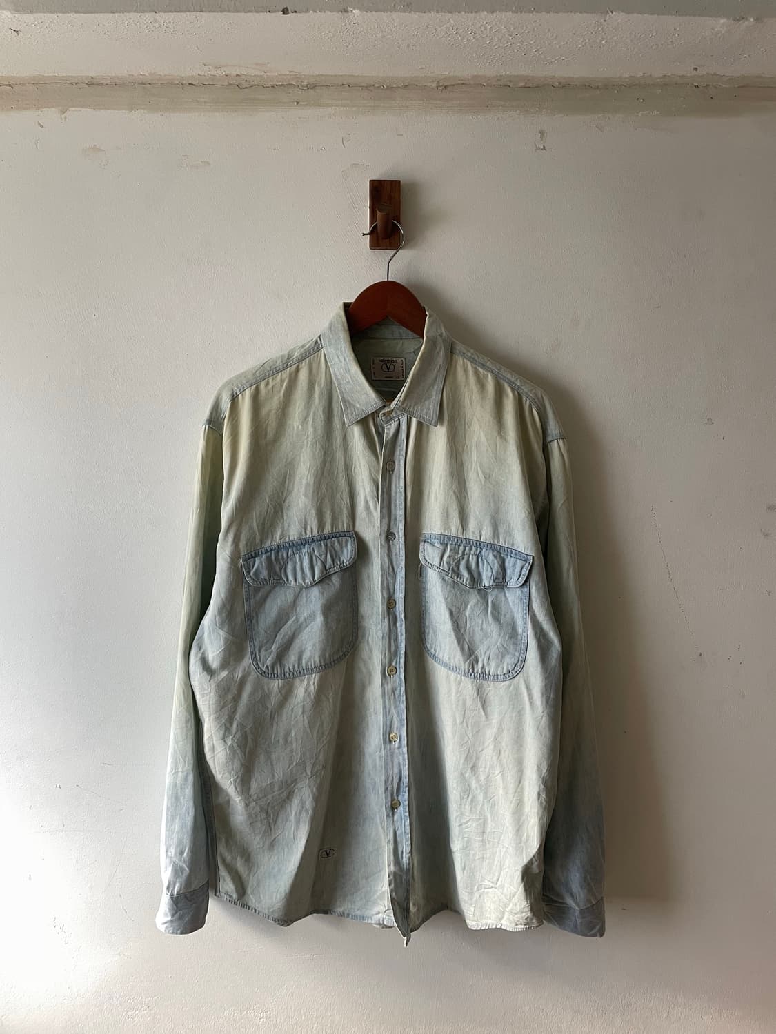 80-90‘s Vintage Valentino Denim Shirt 상품이미지2