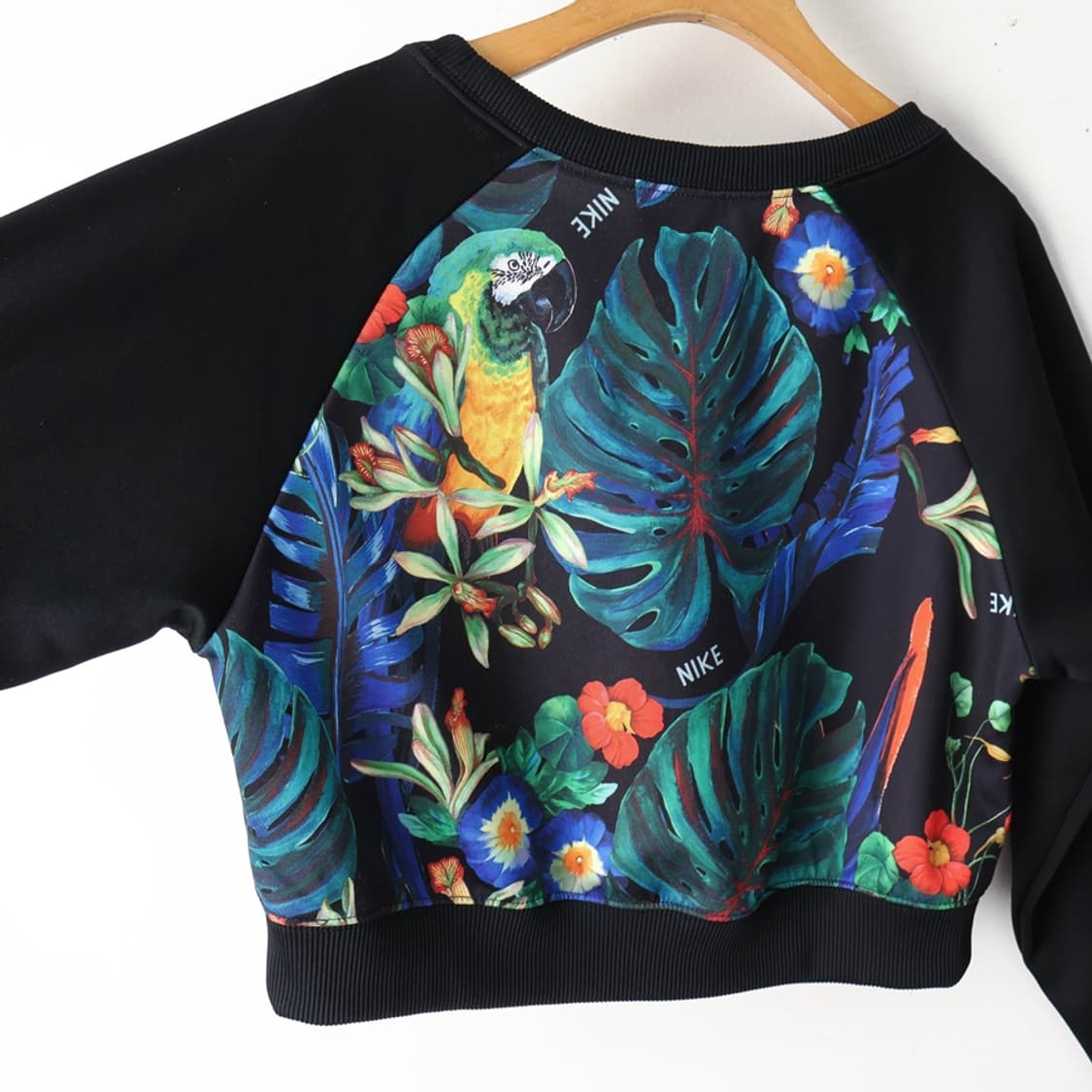 55/나이키 프린트 크루넥 크롭 탑  상품이미지3