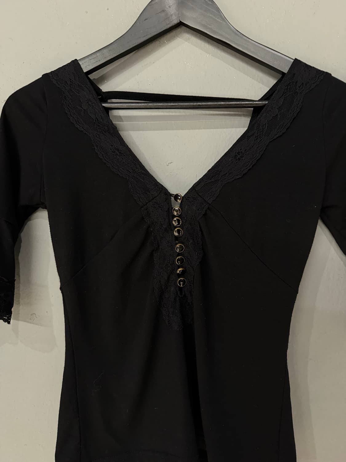 deep v-neck button-up lace top 상품이미지7