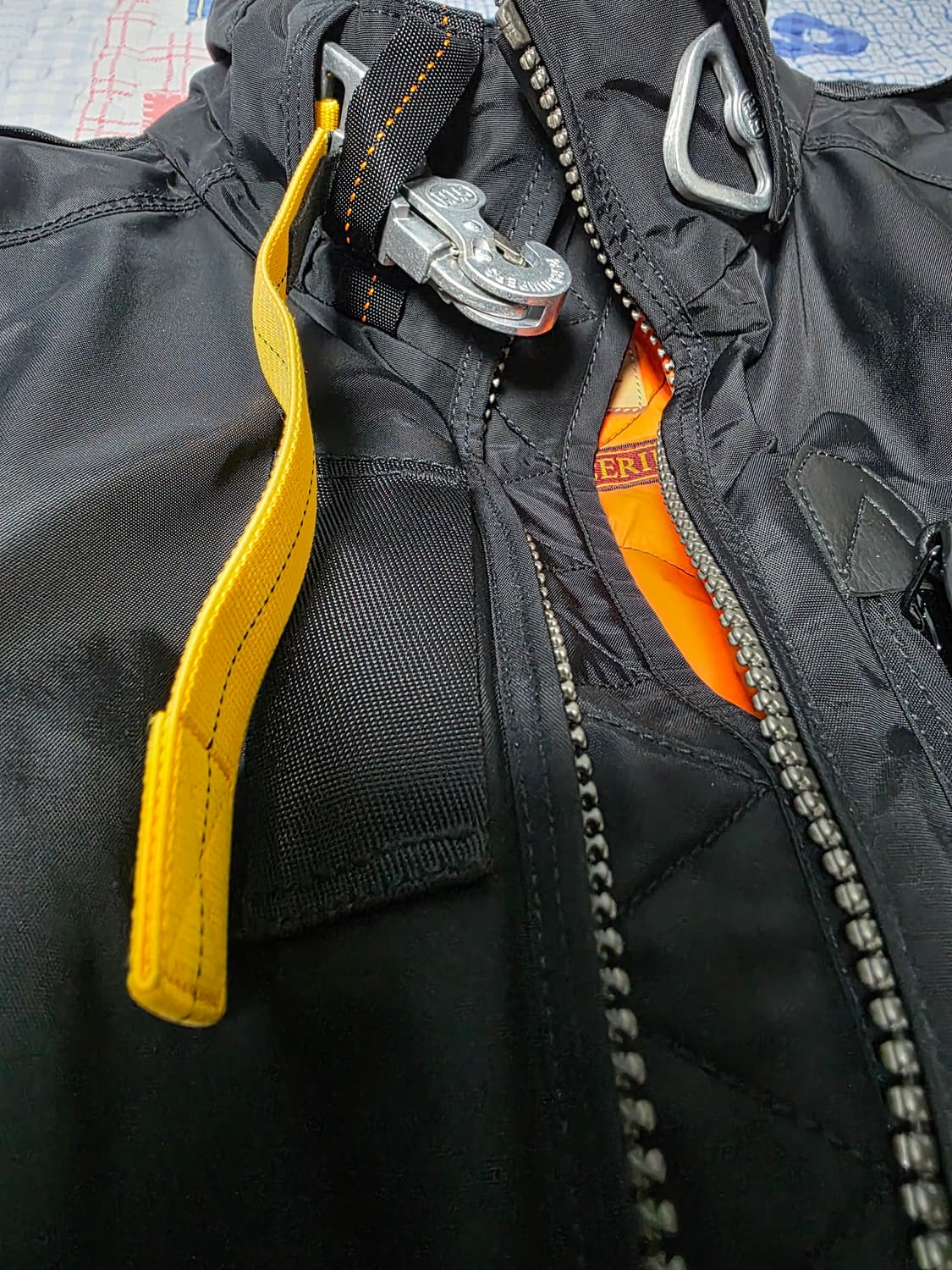 파라점퍼스 파이어 봄버 L 상품이미지3