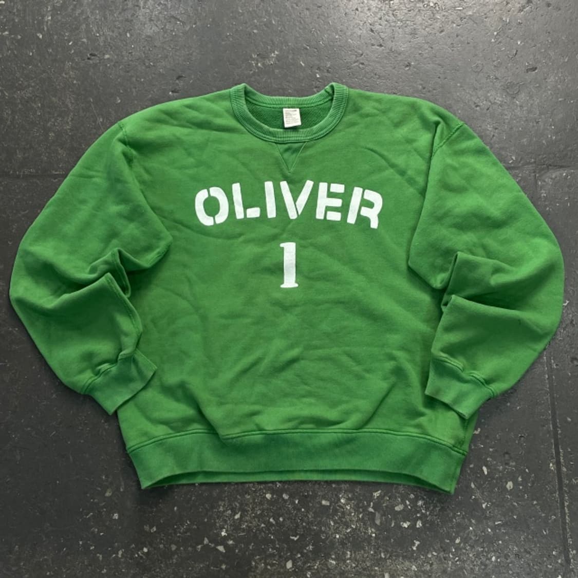 100 토마스모어 맨투맨 상품이미지1