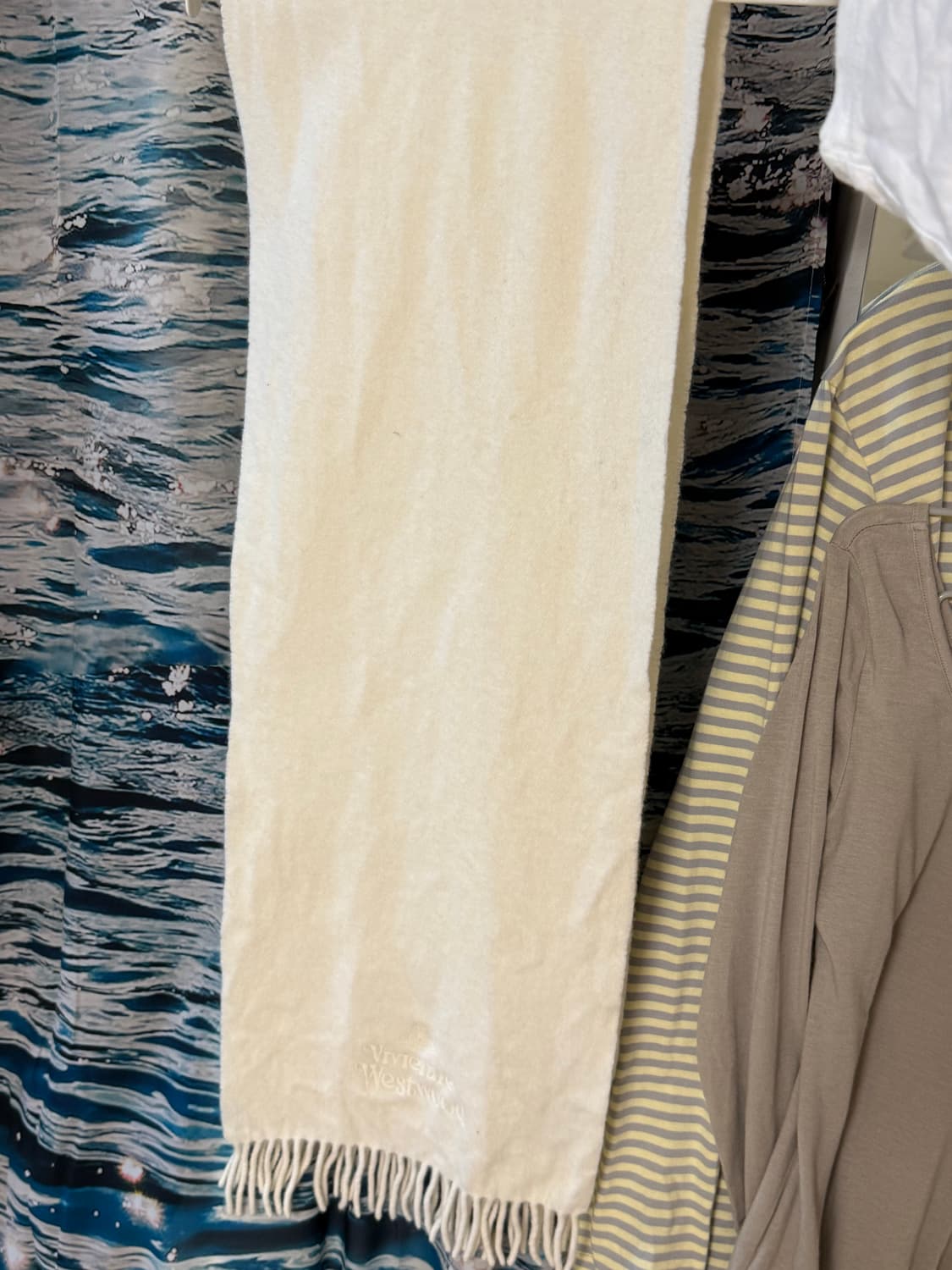 비비안 웨스트우드 머플러 아이보리 상품이미지1