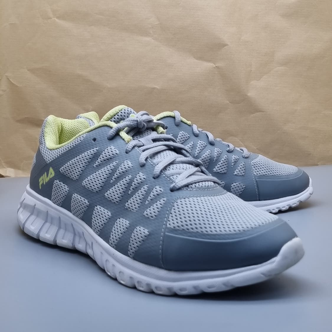 휠라 남성경량 운동화 270 상품이미지1