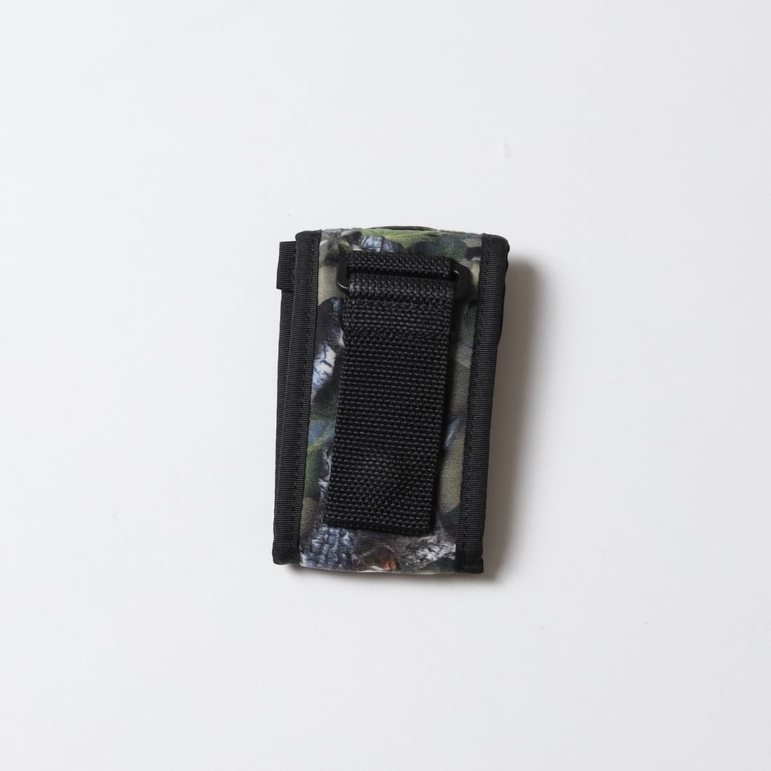 A BATHING APE® Camo Wallet 상품이미지4