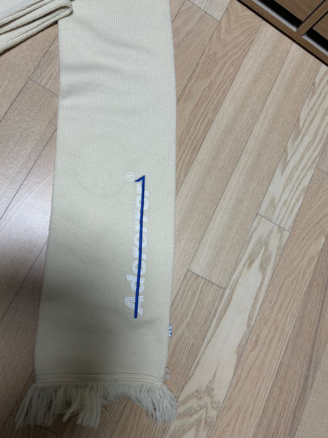 아더에러 19fw 머플러 상품이미지2