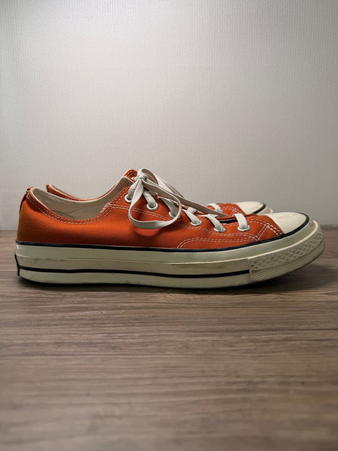 컨버스 척 70 로우 오렌지 상품이미지1