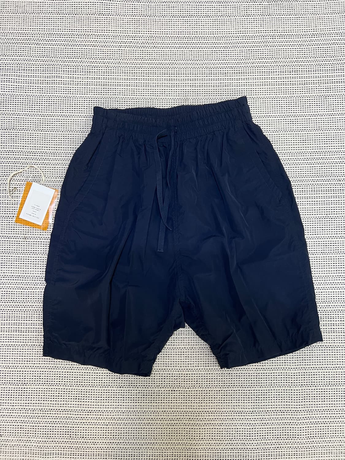 AGEING TAFFETA COZY SHORTS 상품이미지1