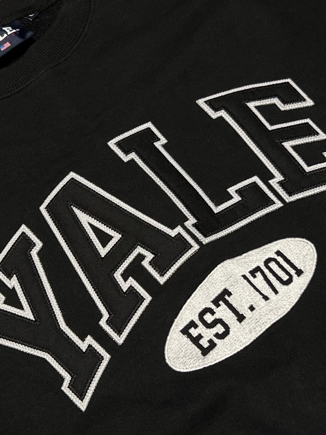 YALE 예일 빅로고 맨투맨 블랙 L 상품이미지2
